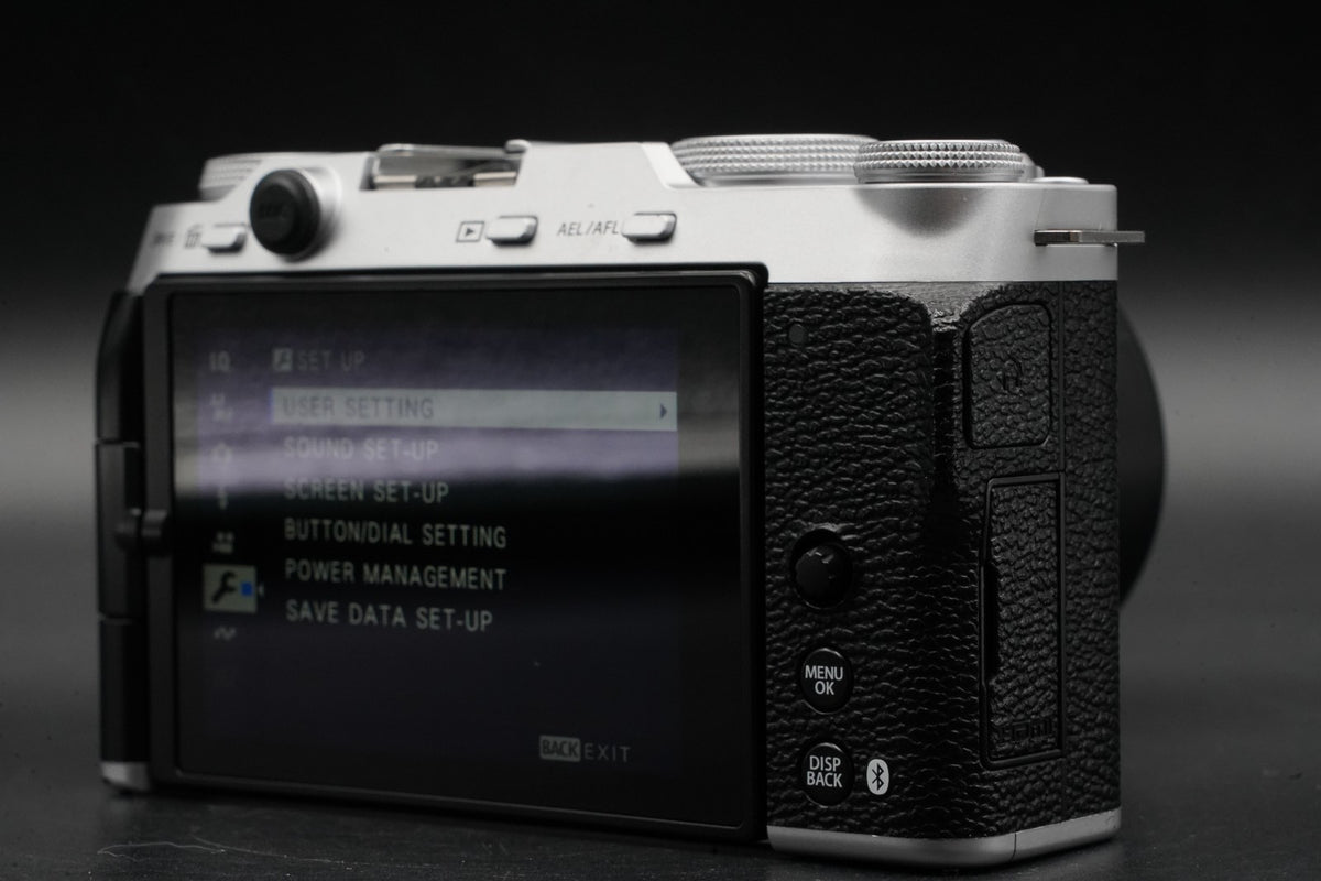 Fujifilm X-M5 Camera Silver w/ XC 15-45mm -1162 cuts- #11375