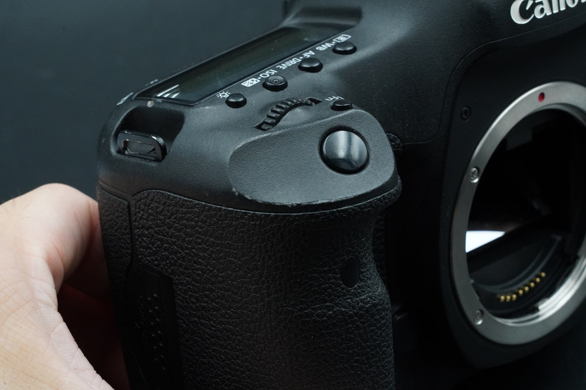 Canon EOS 5D Mark III Digital Full Frame Camera DSLR Body US STOCK #10943