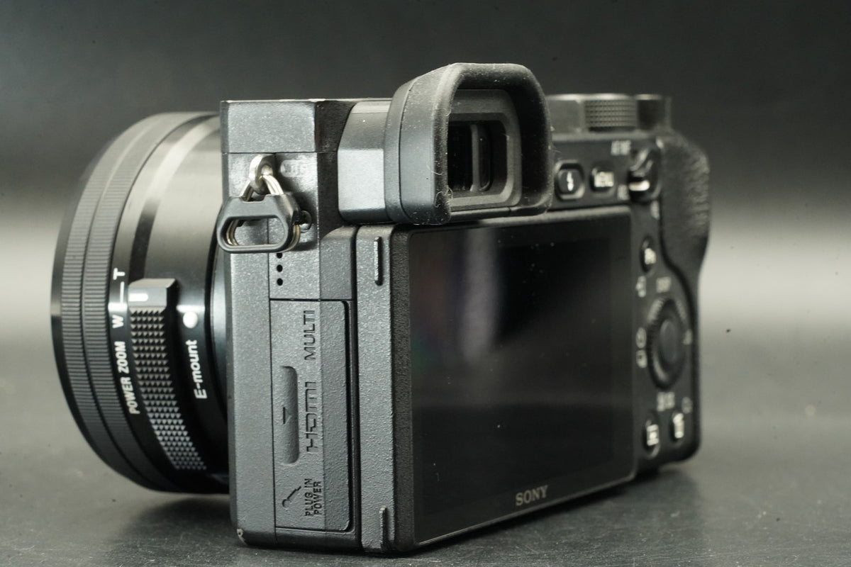 Sony A6400 Mirrorless Digital Camera with 2 Lenses Black -19894 cuts- #12035