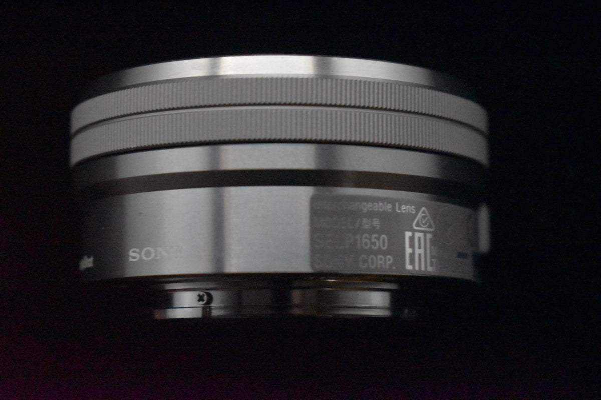 [US Duty Paid] Sony alpha a6000 Digitale Spiegellose Kamera mit Objektiv...