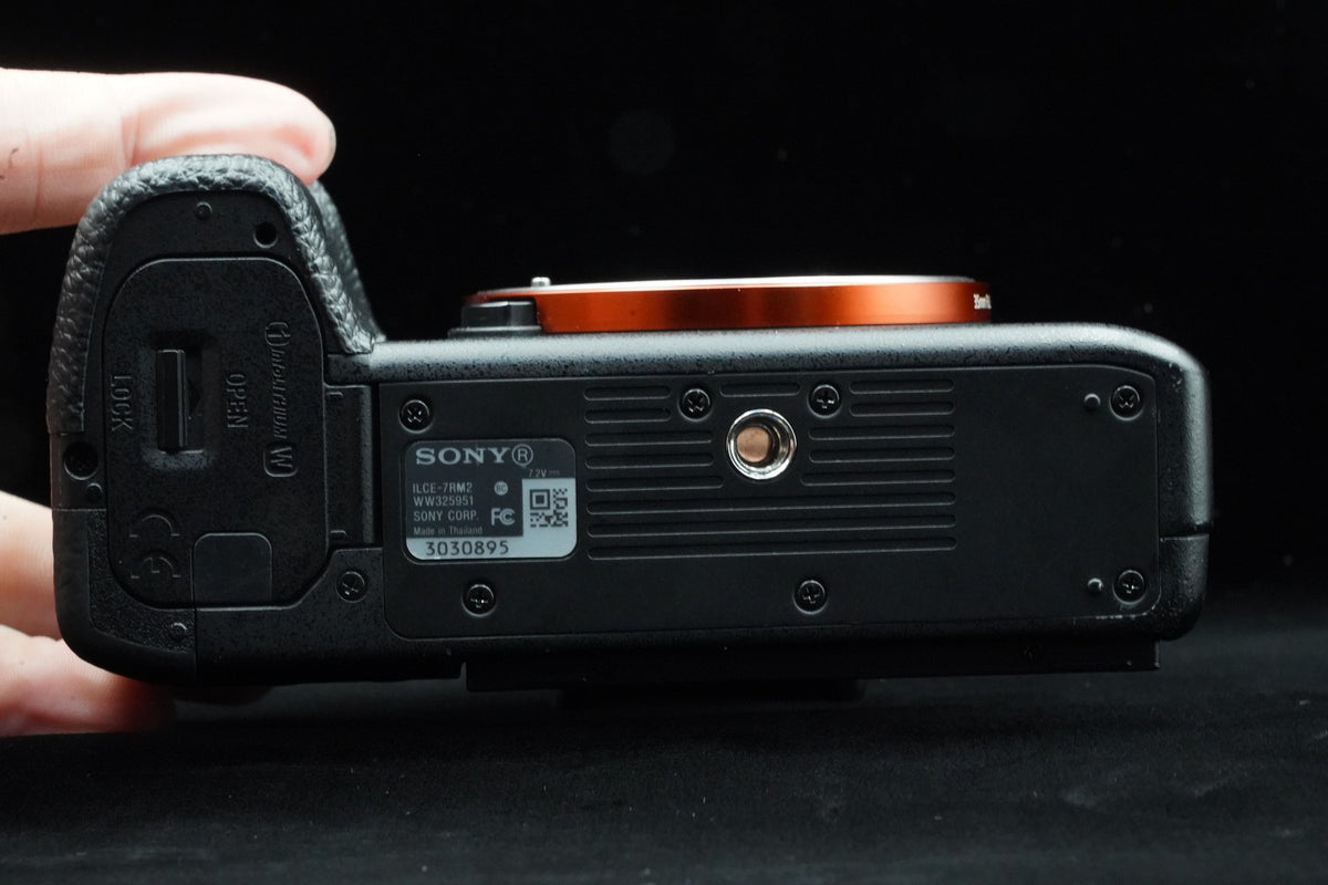 Sony ILCE-7RM2 A7R II Digital SLR Camer US STOCK #10235