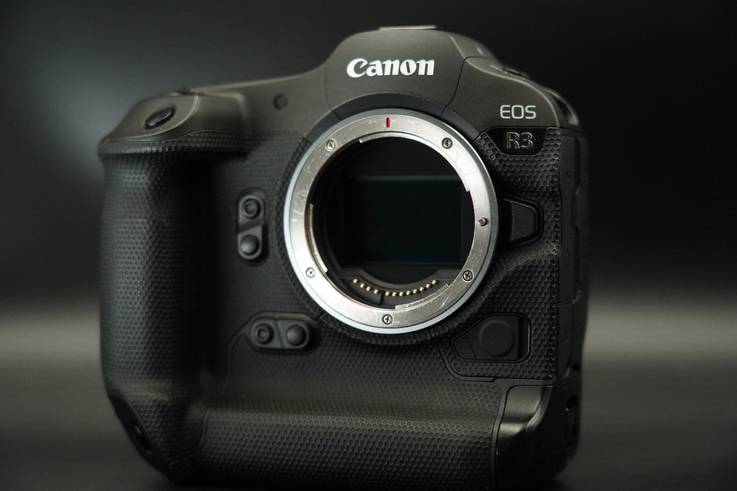 Canon EOS R3 Mirrorless Digital Camera -26000 (5%) cuts- #11882