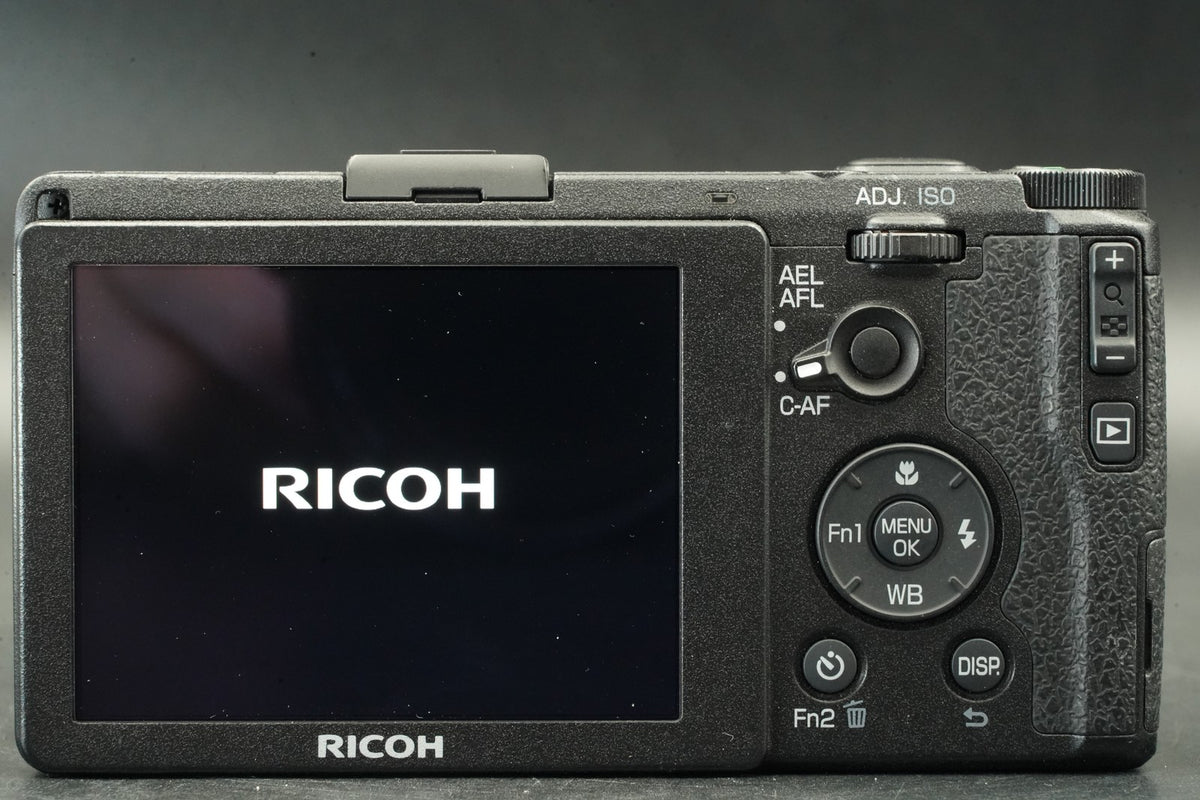 RICOH GR 16.2MP Digital Compact Camera Black -1431 cuts- #12476