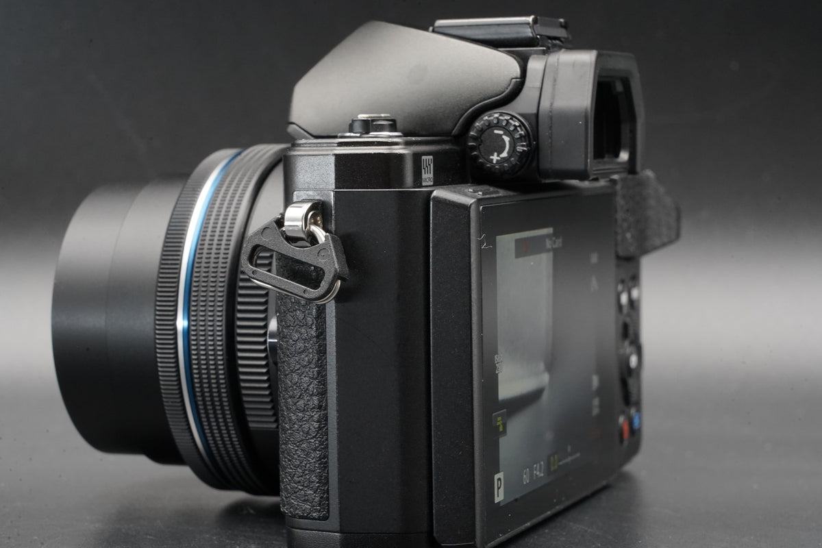 Olympus E-M10 Mark II Digital Camera Black w/ 2 Lens -6402 cuts- #11356