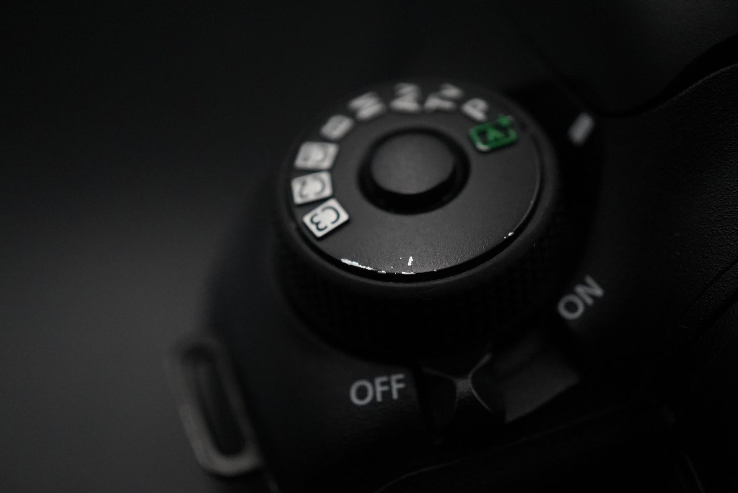 Canon EOS 7D Mark II DSLR Digital SLR Video Camera Used US Duty Paid 10796