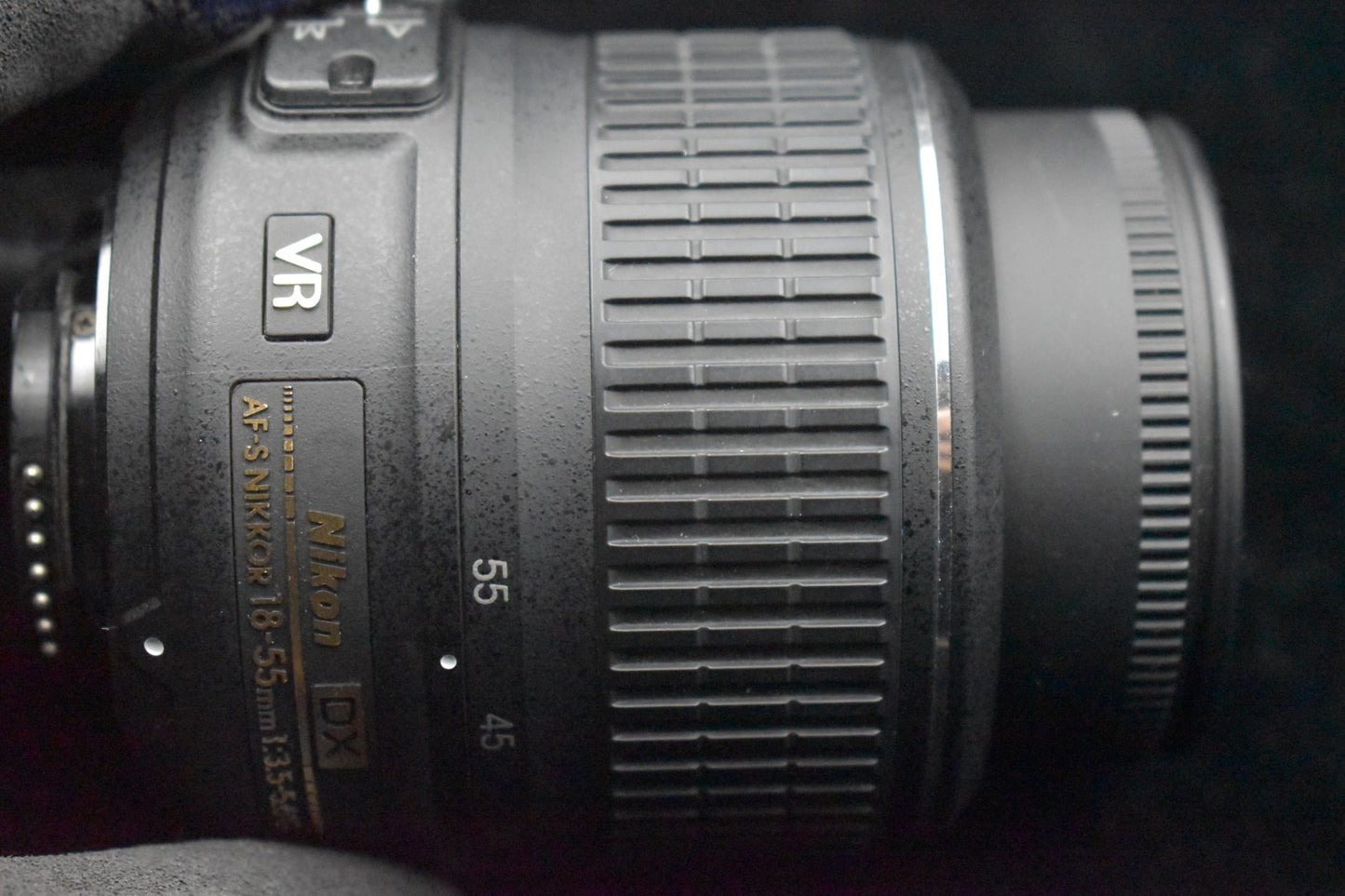 [US Duty Paid] Nikon D5100 16.2MP DSLR Digital Professional Camera w/ Lens 9000