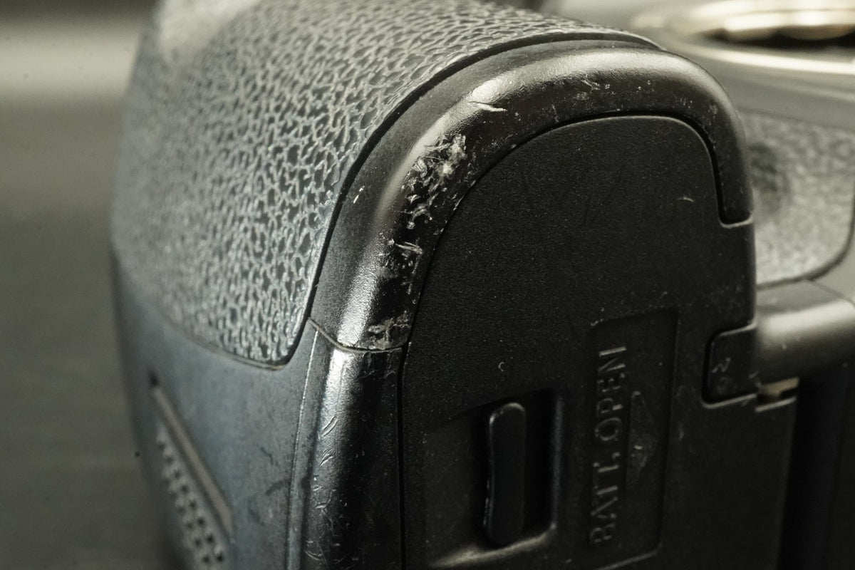 Canon EOS 5D Digital SLR Full Frame Camera Body Only #12437
