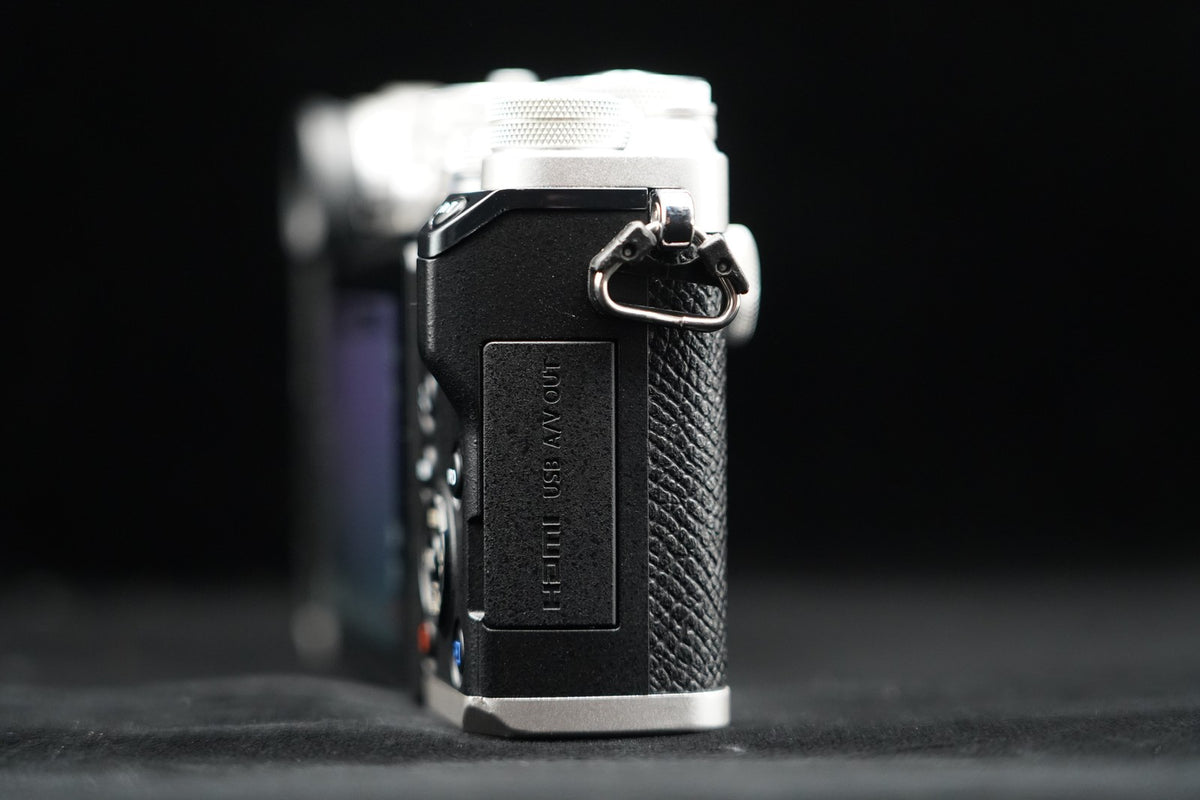Olympus PEN-F Digital Mirrorless Camera Body Digital Camera US STOCK #10323