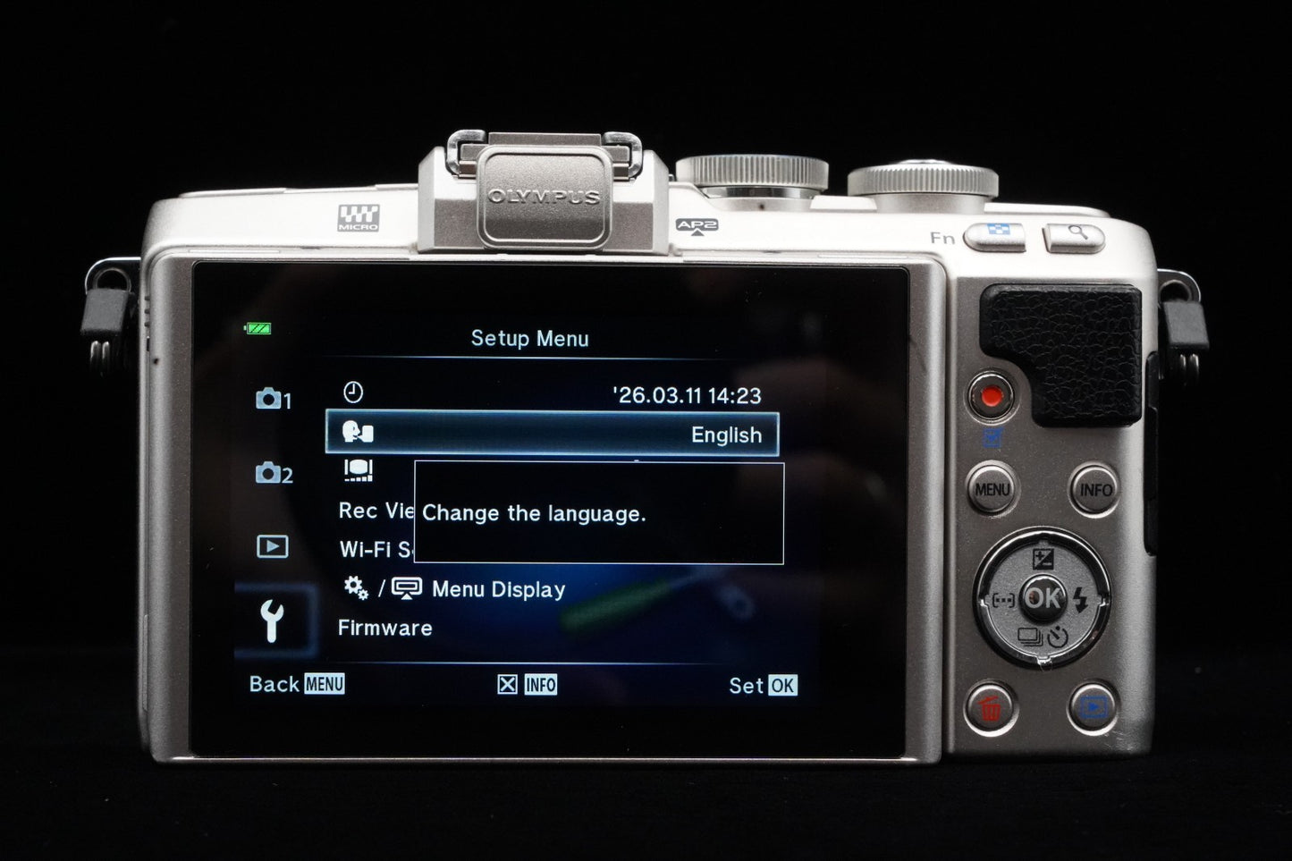 Olympus PEN E-PL7 Digital Camera Silver with 14-42mm Lens US Duty Paid 9786