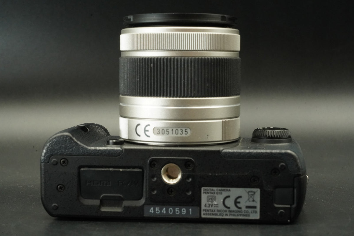 Pentax Q10 noir avec kit objectif zoom 5-15 mm noir 02 - 2758 coupes - US STO...