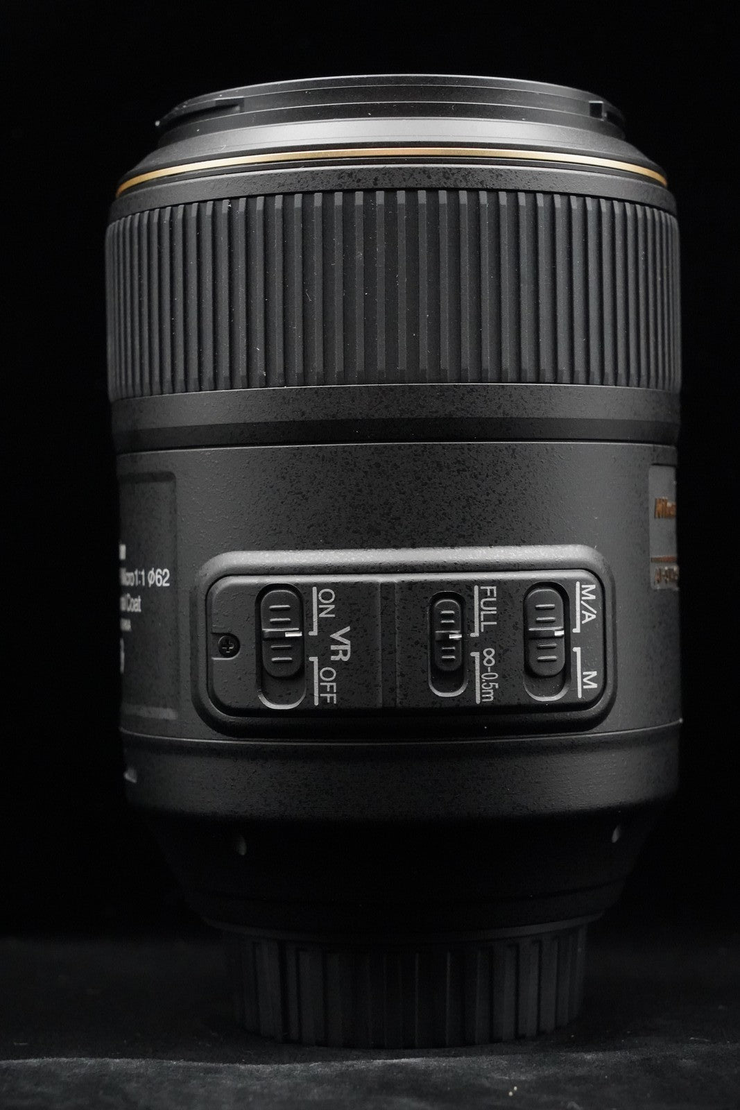 Nikon AF-S MICRO NIKKOR 105mm F/2.8G ED VR Lens US Duty Paid 10913
