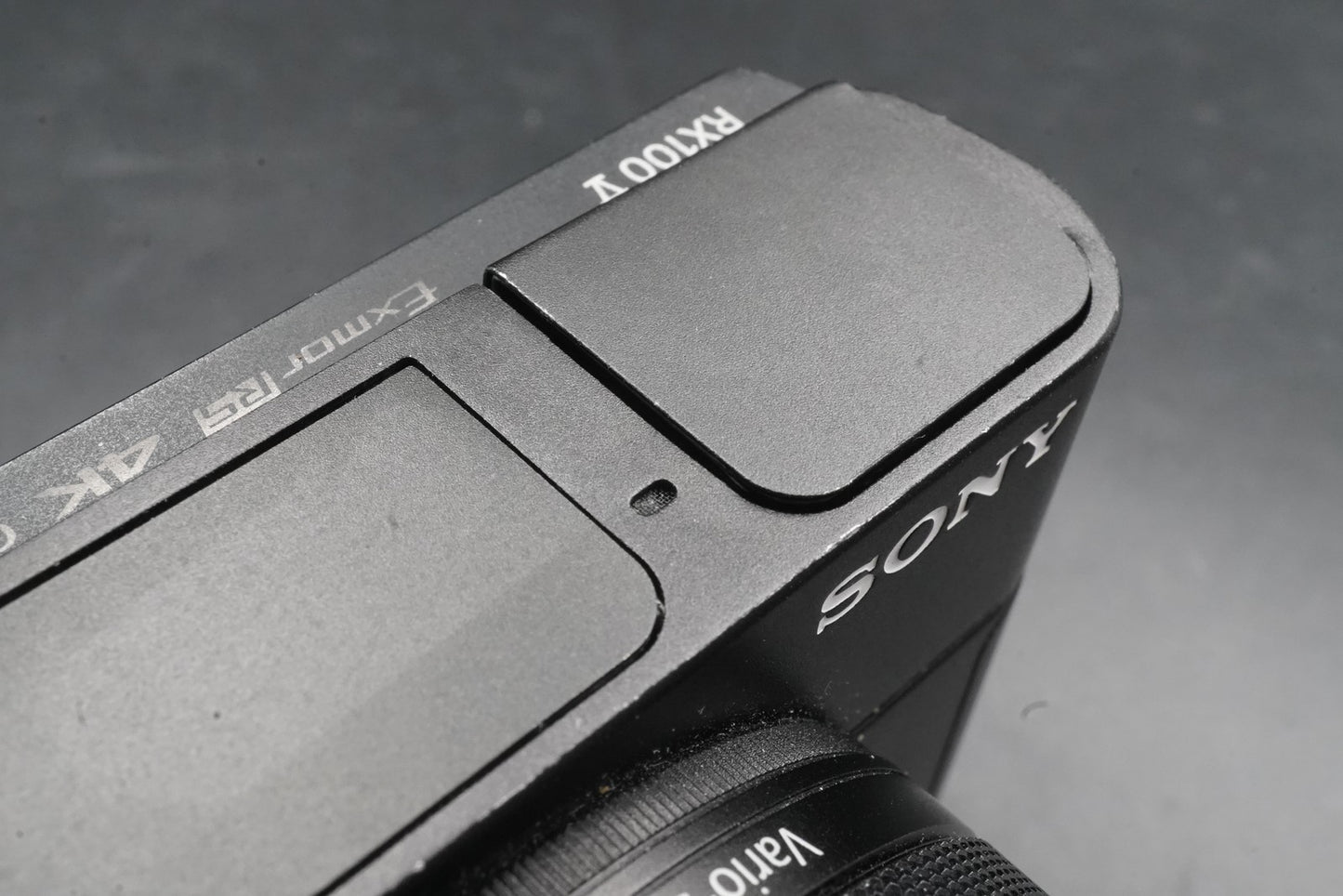 Sony Cyber-Shot DSC-RX100M5A 20.1MP 4K Digital Camera ALMOST UNUSED 11425