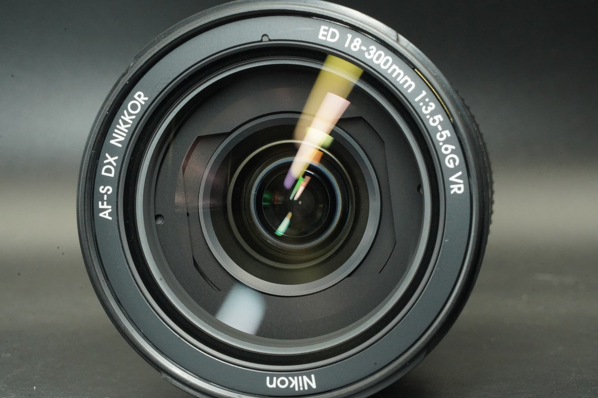 Nikon AF-S DX NIKKOR 18-300mm f/3.5-5.6 G ED VR F Mount US STOCK B1662 #11722