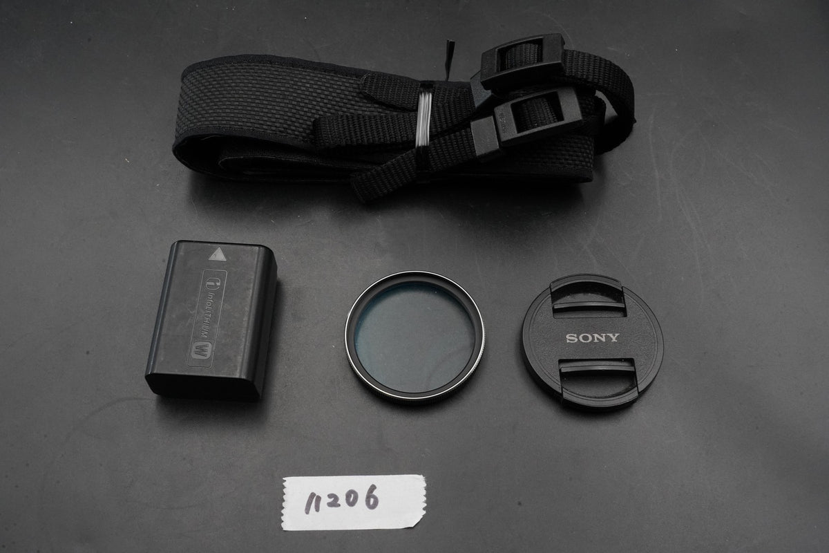 Sony alpha a6000 Digital Mirrorless Camera with Lens Black -75302 cuts- #11206