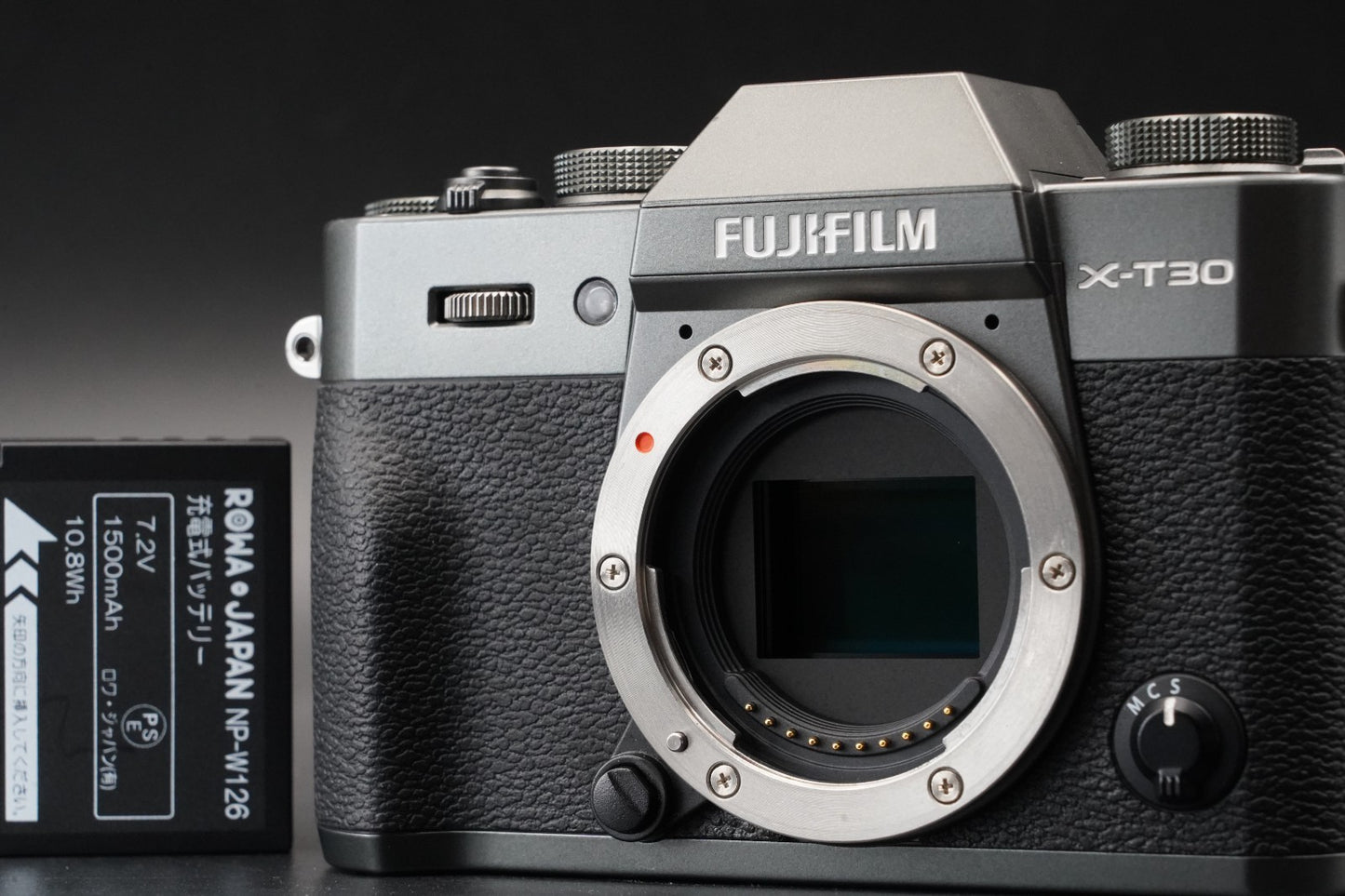 Only 1 cuts!!! Fujifilm X-T30 Charcoal Mirrorless Camera 10933