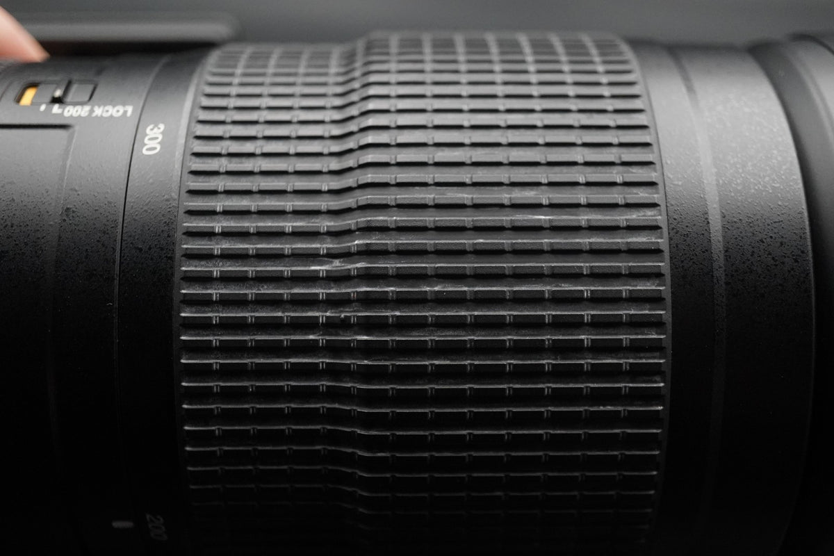 Nikon AF-S 200-500mm f/5.6 E ED VR Zoom Lens JAPAN #12515