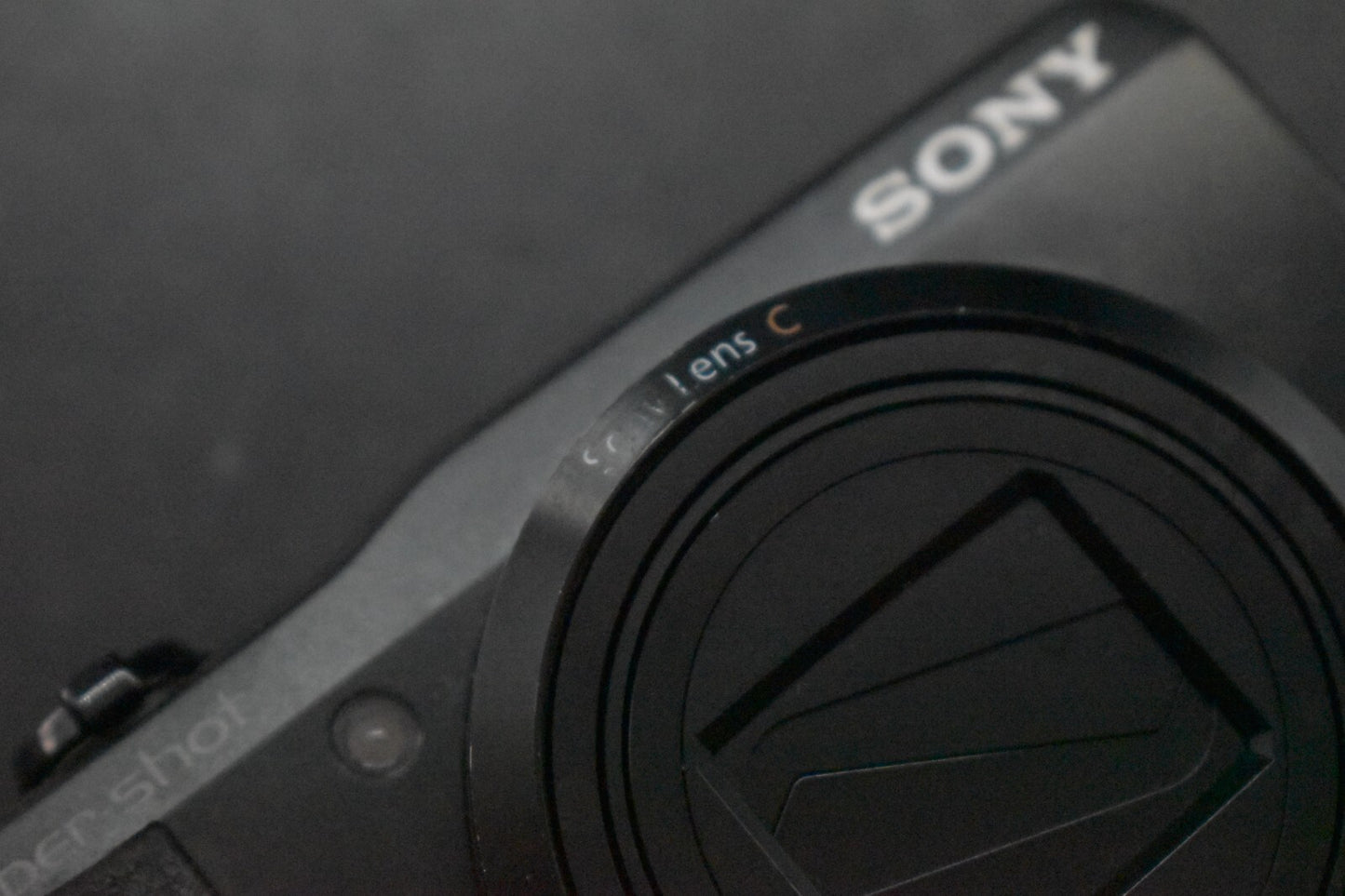 [US Duty Paid] Sony Cyber-shot DSC-HX30V Black 18MP 20x Zoom Digital Camera 6216