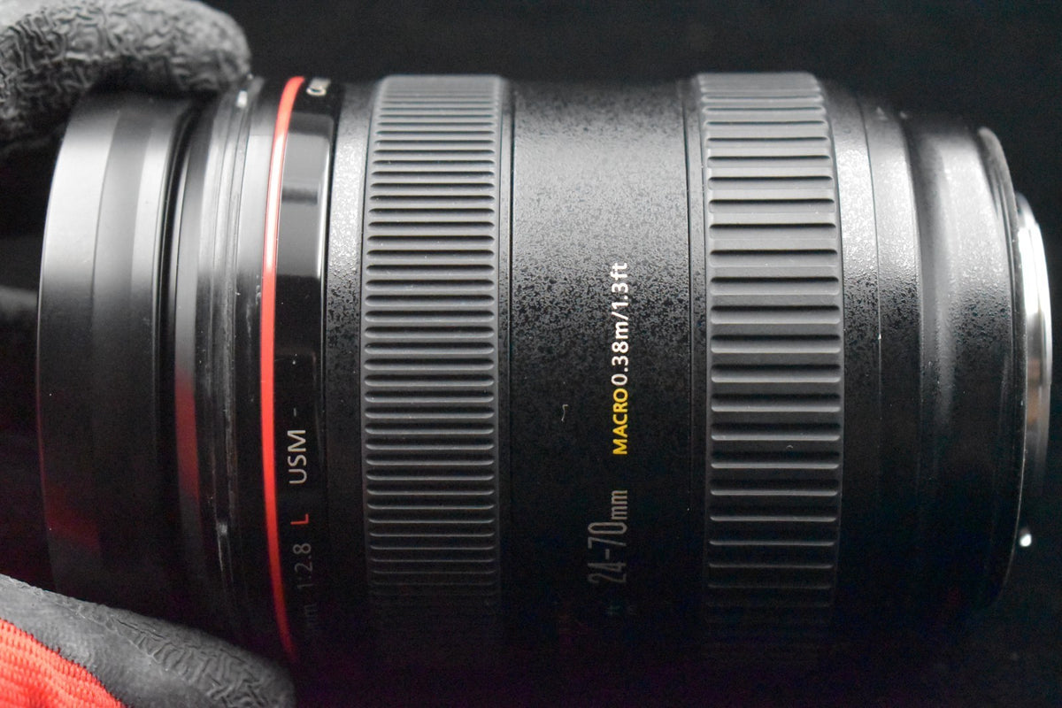 [US Duty Paid] Canon EF 24-70mm f/2.8 L USM AF Telephoto Zoom Lens Used 9338