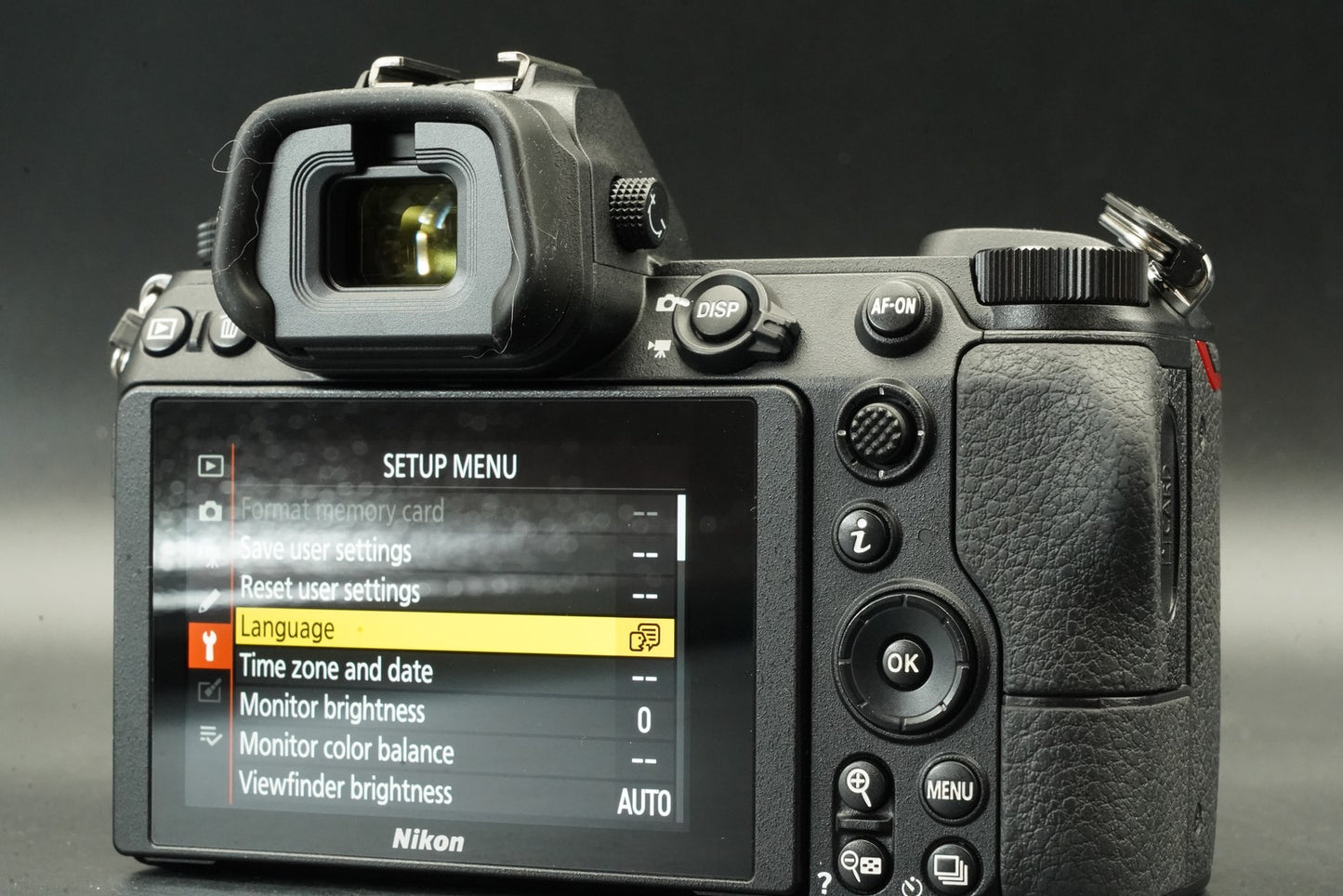 Nikon Z7 45.7MP Full-Frame Mirrorless Camera Body 11721