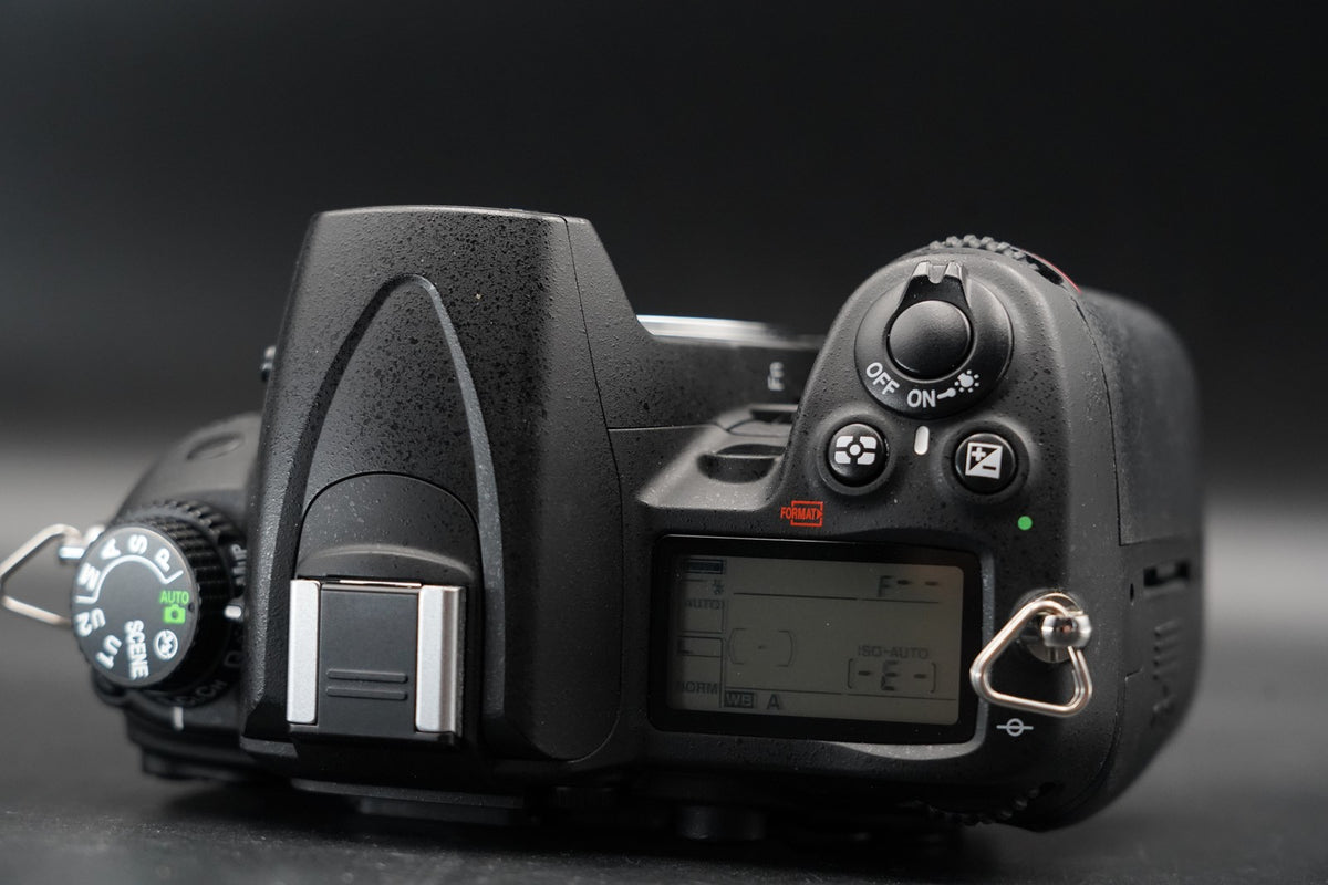 Nikon D7000 DSLR Digital SLR Camera Body -24% cuts- US STOCK #11276