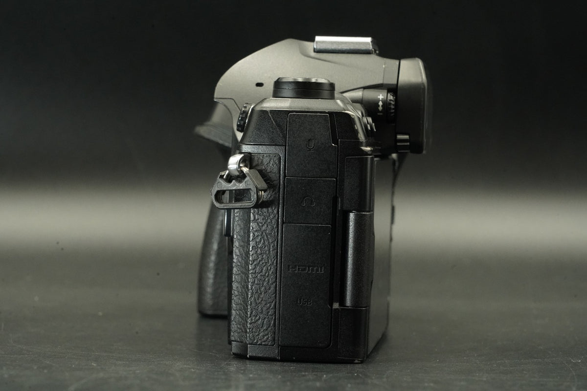 OM SYSTEM OM-1 Mark II Mirrorless Camera -5285 cuts- #12429