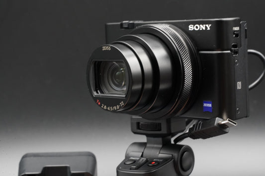 Sony Cyber-Shot DSC-RX100 VII Mark 7 Digital Camera ALMOST UNUSED #10929