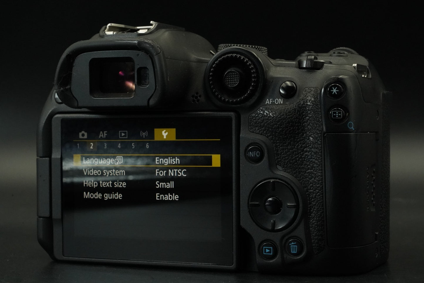 Canon EOS R7 Mirrorless Digital Camera US DUTY PAID 11658