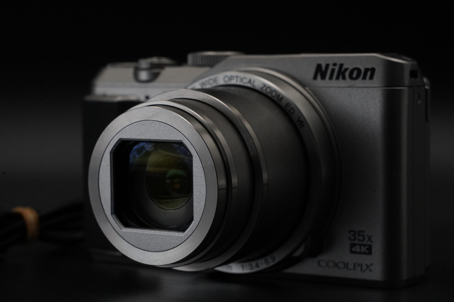 Nikon COOLPIX A900 20.3MP 35x Compact Digital Camera JAPAN US Duty Paid 10619