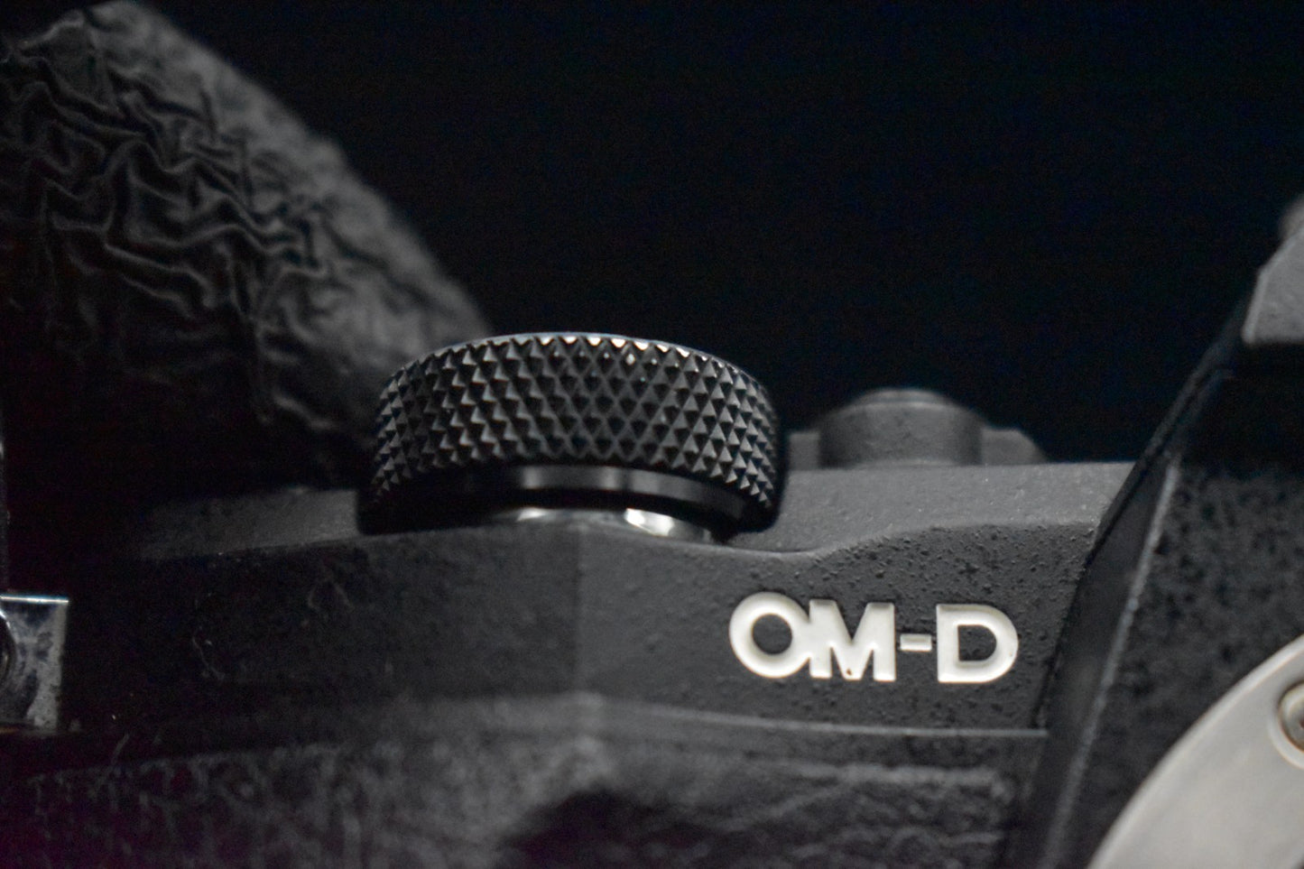 [US Duty Paid] Olympus OM-D E-M5 Mark II 16.1MP Digital SLR Camera Black 9353