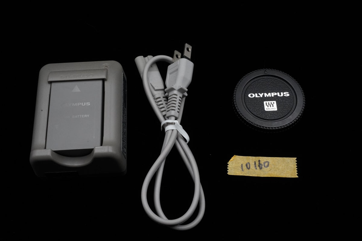 Olympus OM-D E-M10 Mark III Silver Digital Camera Body US STOCK #10160