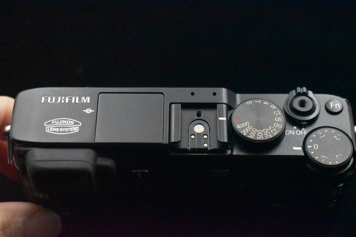 Fujifilm X-E1 16.3MP Digital SLR Camera Body Black US STOCK #R0159