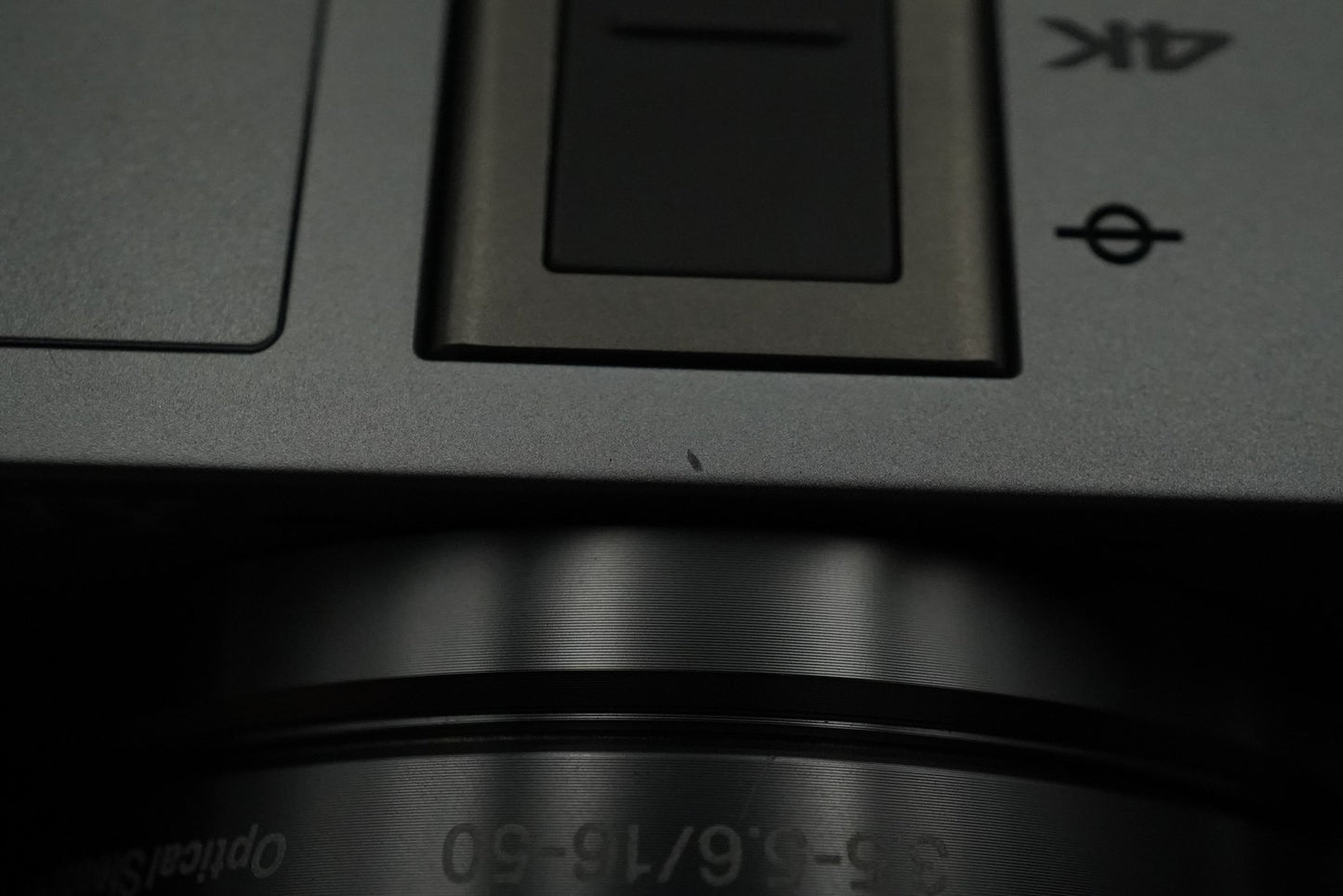 888 cuts!! Sony Alpha A6400 Mirrorless Digital Camera with Lens Silver 10770