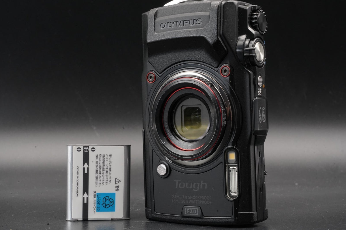 Olympus Tough TG-6 schwarz wasserdichte Digitalkamera 12MP -10644 Schnitte-...