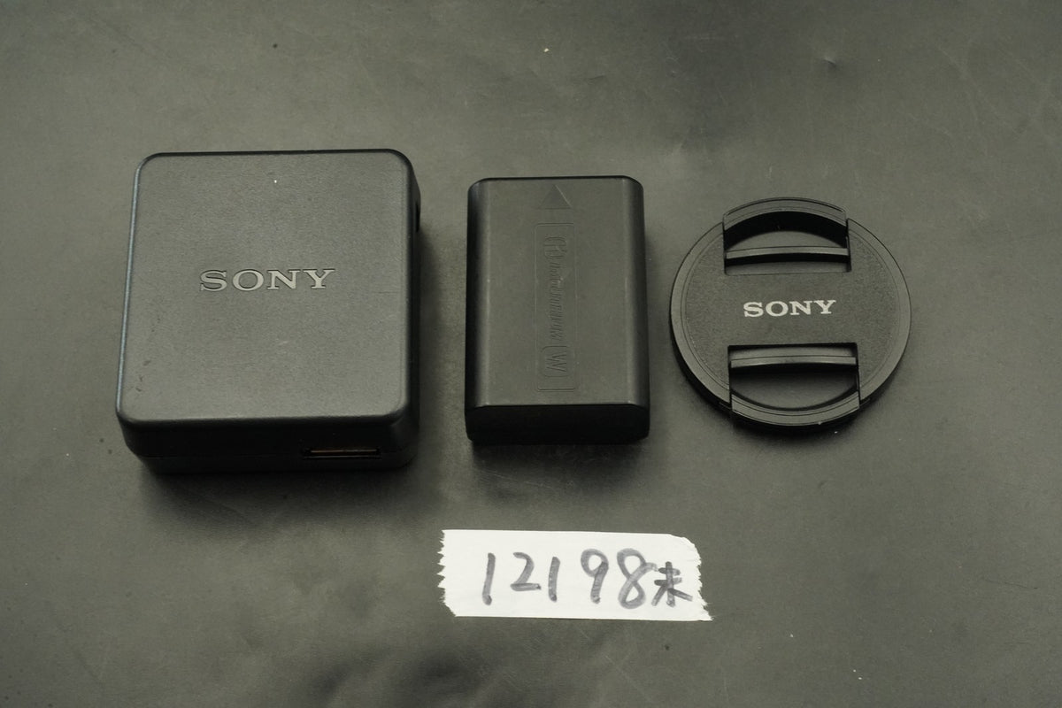 Sony alpha a6000 Digital Mirrorless Camera with Lens Black -4264 cuts- #12198