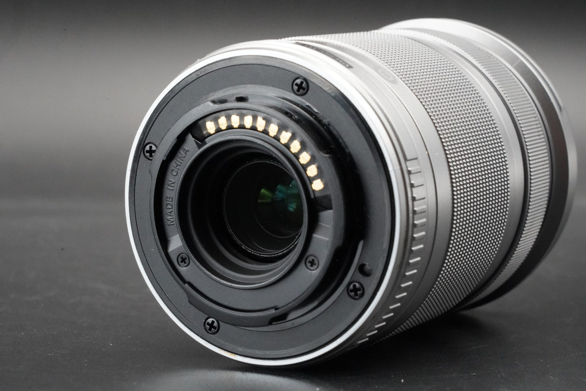 Olympus E-PL8 Brown w/ 2 lenses Digital Mirrorless Camera -5319 cuts- #11029