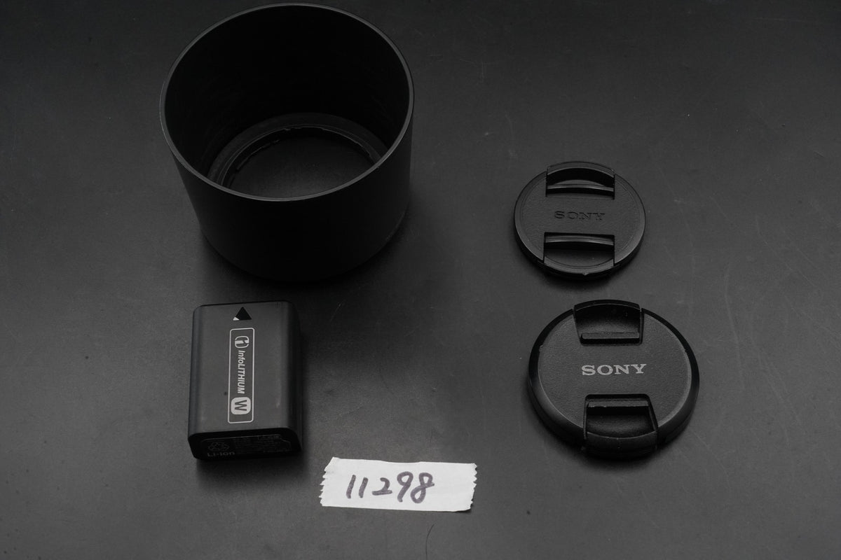 Sony alpha a6000 Digital Camera with Lens Black -22943 cuts- US STOCK #11298