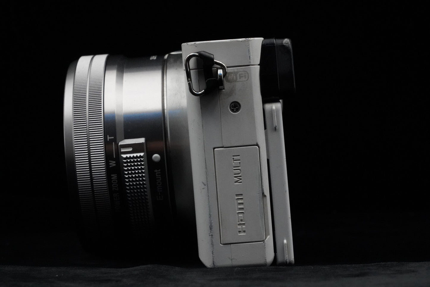 Sony Alpha a6000 Digital Mirrorless Camera with Lens White US Duty Paid