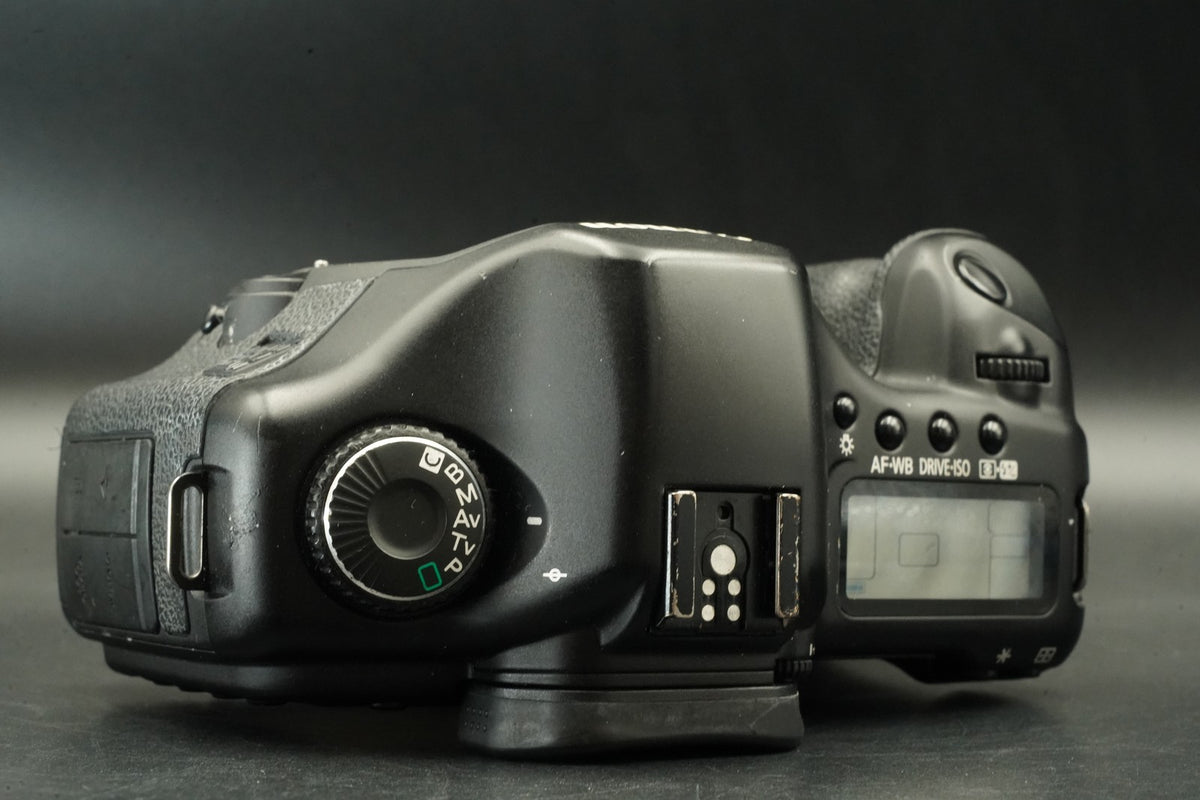 Canon EOS 5D Digital SLR Full Frame Camera Body Only #12372
