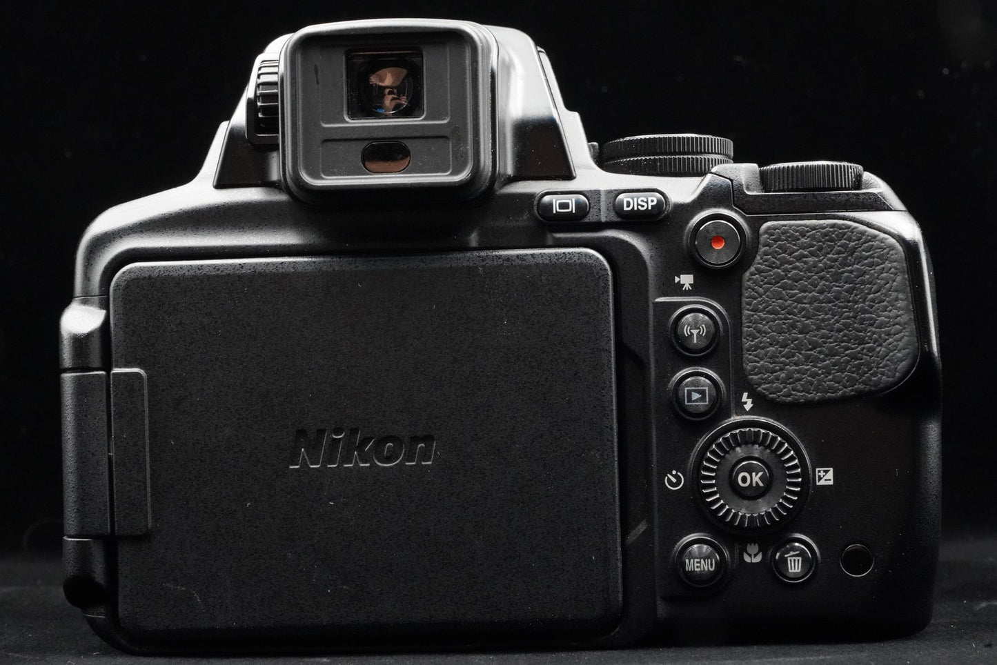 Nikon Coolpix P900 Black Point and Shoot Super Zoom Camera 10134