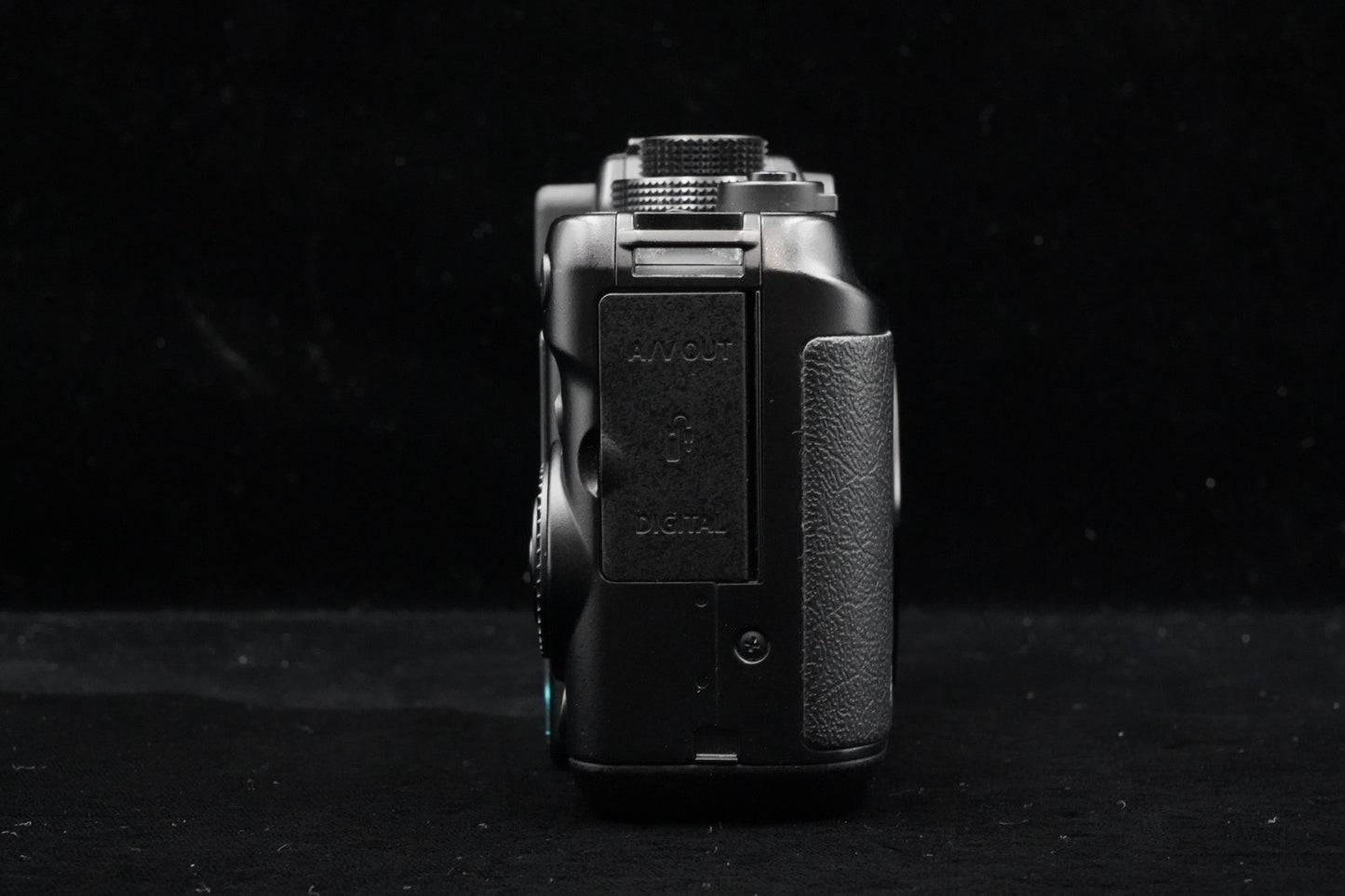 [US Duty Paid] Canon PowerShot G10 Point and Shoot Digital Compact Camera R0029