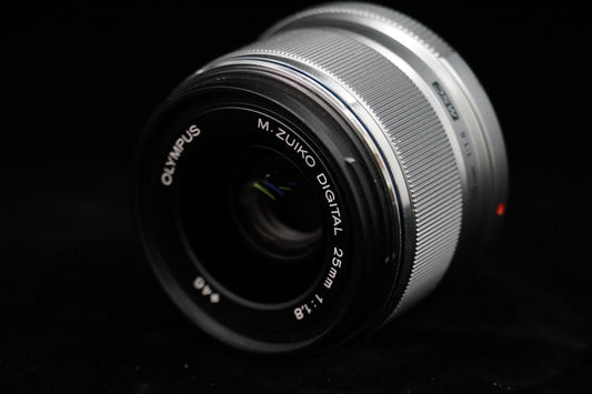 OLYMPUS M.ZUIKO 25mm F/1.8 Silver Lens Micro Four Thirds US Duty Paid 10651