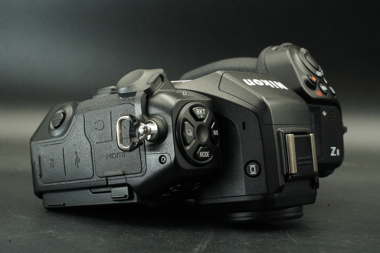 Nikon Z8 Mirrorless Digital Camera Body US DUTY PAID Top Mint 11635