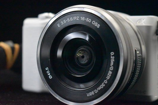 [US Duty Paid] Sony Alpha a5100 Mirrorless Digital Camera White 9180