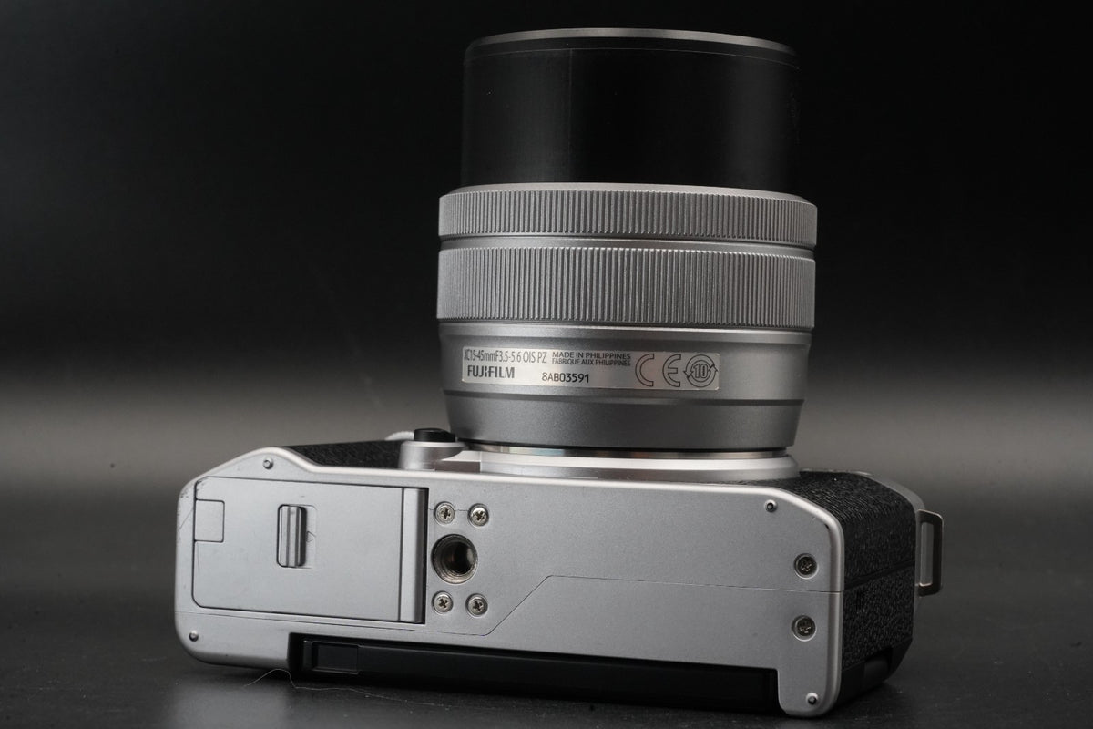 Fujifilm X-M5 Camera Silver w/ XC 15-45mm -1162 cuts- #11375