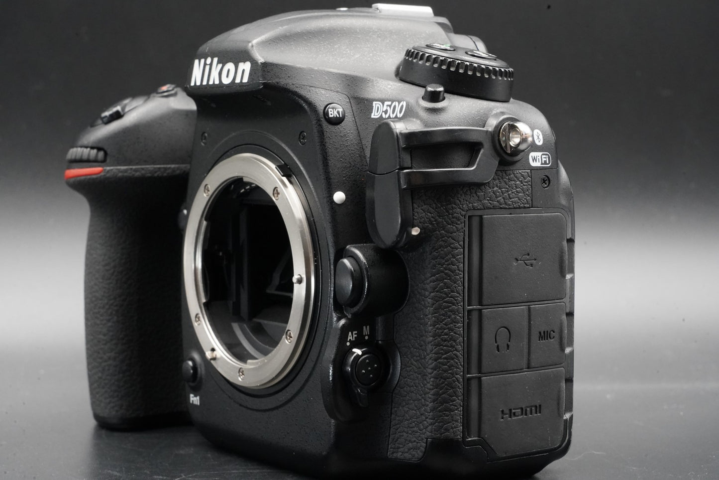 Nikon D500 20.9MP Digital SLR Camera Body US Duty Paid 10950