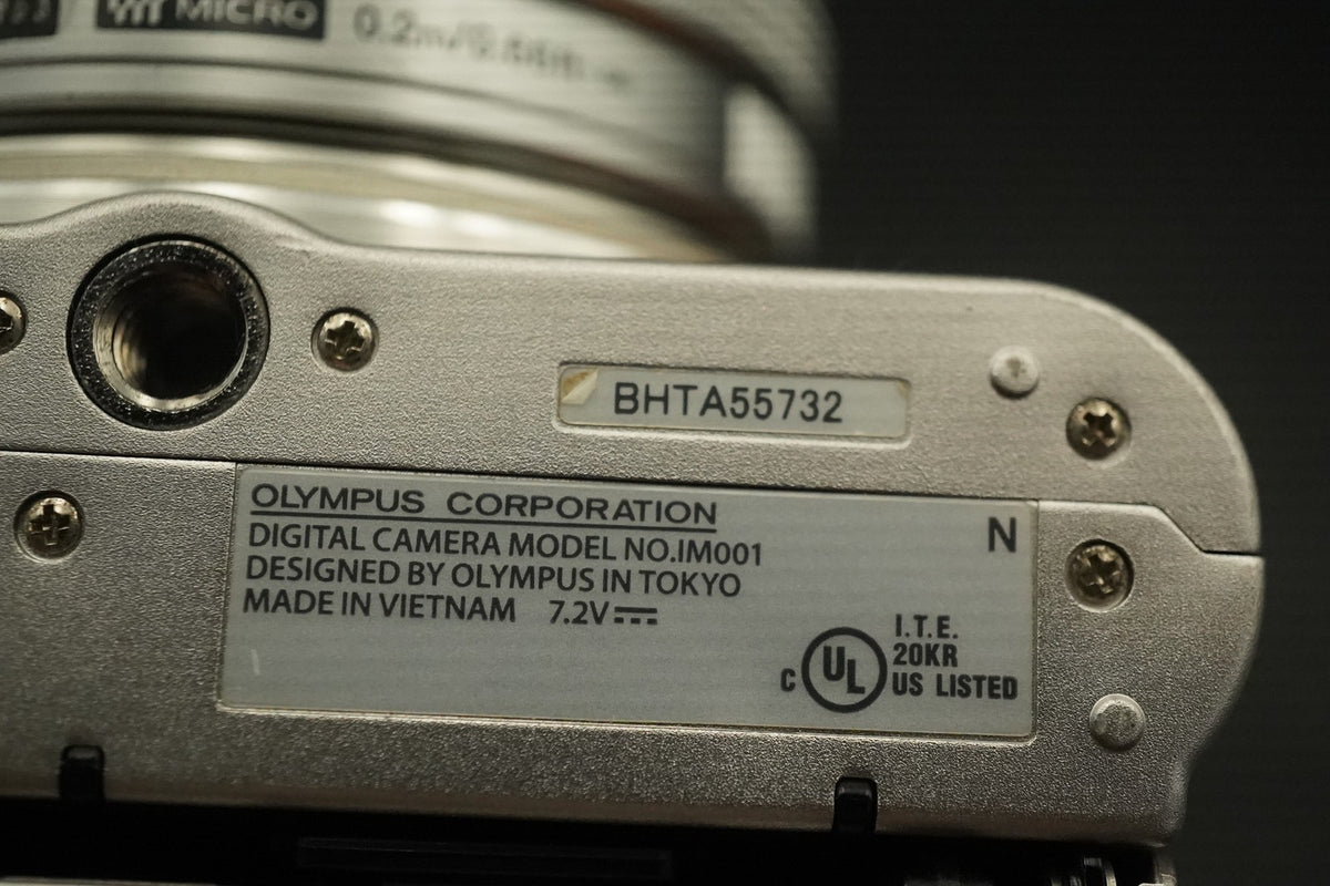 Olympus E-PL8 marrone con 2 obiettivi fotocamera digitale mirrorless US STOCK...