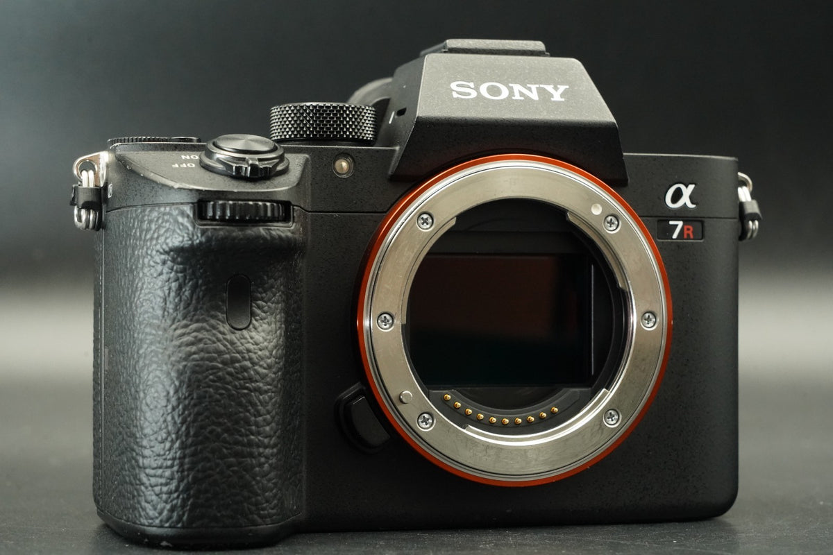 Sony A7R III ILCE-7RM3 Mirrorless digital camera English OK US STOCK #11623