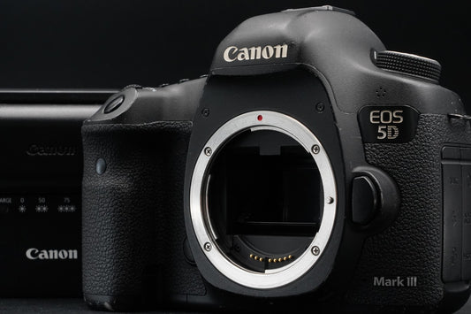 Canon EOS 5D Mark III Digital Full Frame Camera DSLR -2783 cuts- US STOCK #11502