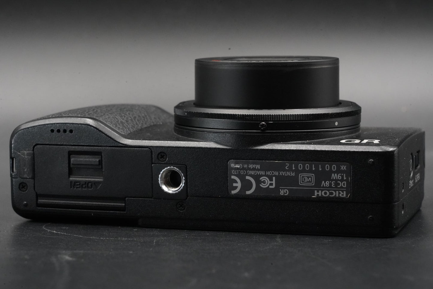 15 cuts!! RICOH GR 16.2MP Digital Compact Camera Black JAPAN 10815