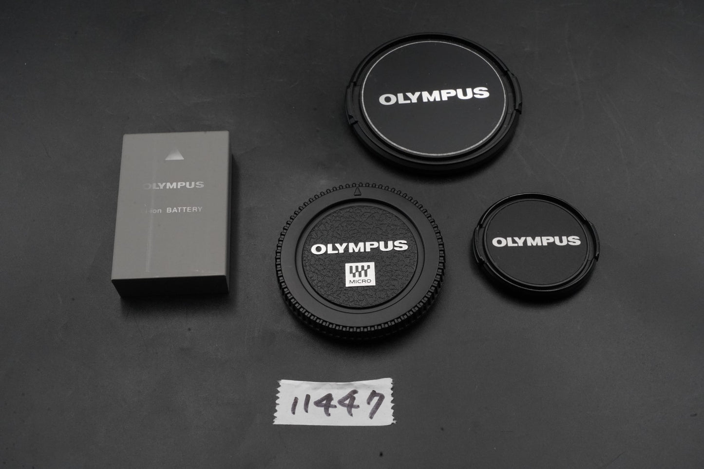 9702 cuts! Olympus OM-D E-M10 16.1MP Digital SLR Camera Silver w/ 2 Lens 11447